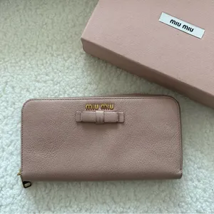 Miu Miu Blush Pink Leather Wallet with Bow thumbnail 2