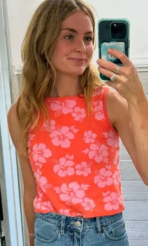Boutique Floral basic top red and pink thumbnail 1