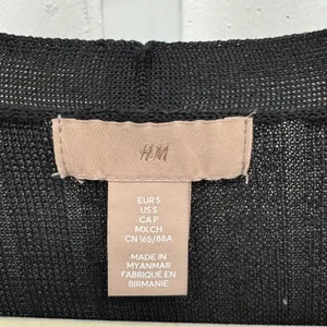 H&M Ribbed Knit V-Neck Button Front Cardigan‎ Sweater Small Black Casual thumbnail 7