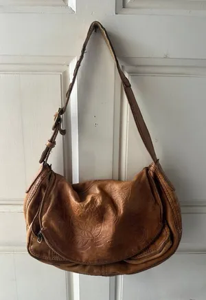 Lucky Brand Stash Ramblin Rose Weathered Leather Fold Over Hobo Shoulder Bag thumbnail 1