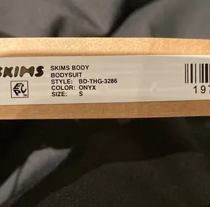 SKIMS Body Contour Bodysuit S thumbnail 7