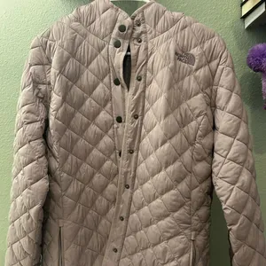 NORTHFACE jacket w/ HOOD thumbnail 2
