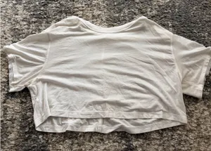 Lululemon Short Sleeve thumbnail 1