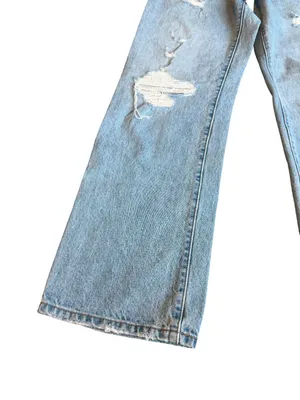 Levi's 501 Light Wash Jeans Straight Leg Distressed Classic Size 28 x 32 Women's thumbnail 4