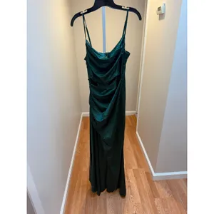 Babyboo WINONA MAXI DRESS - EMERALD Green NEW Size Medium thumbnail 4
