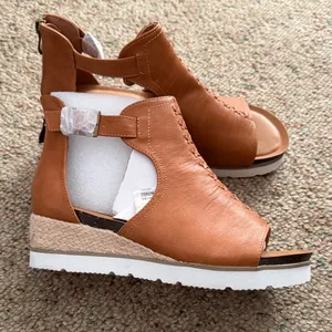 Corkys Tan Leather Wedge Sandals Size 9 thumbnail 1