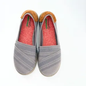 Baretraps Womens Memory Foam Slip On Shoes Gray Textile Suede Heel size 5 thumbnail 2