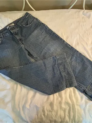 Tommy Hilfiger | wide leg capri jeans, distressed, medium | size 12 thumbnail 2
