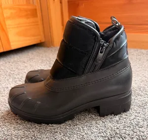 Sperry Syren Ascend Puffer Duck Boots Black Waterproof Ankle Boots Womens 8.5 thumbnail 1
