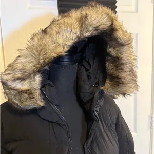 Aritzia THE GROUP OF BABATON puffer mid length Jacket thumbnail 3