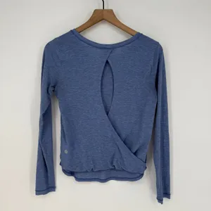 Lululemon Blue‎ Heathered Long Sleeve Top Open Back Athletic Yoga Size 4 thumbnail 6