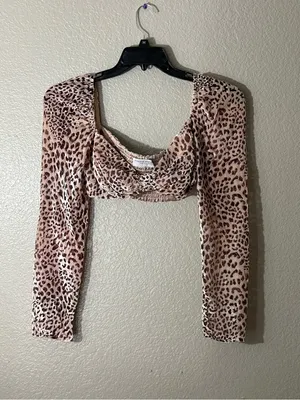 NWOT Naked Wardrobe The Statement Leopard Crushed Velvet Crop Top Medium thumbnail 5