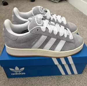 Women's size 7.5/Mens size 6.5 (UK6) Adidas Campus 00s Grey White gum gray thumbnail 1