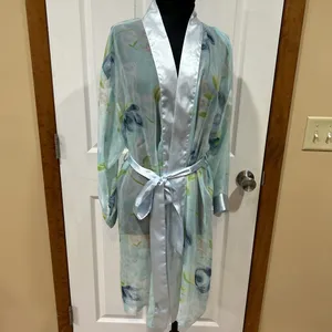 Valerie Stevens Sheer Floral Robe – Size M thumbnail 2