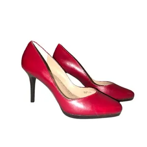 Tahari brick red 4” heels! New! thumbnail 6
