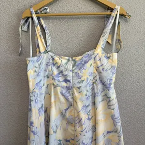 NWT Selfie Leslie Sweet‎ Pea Self Tie Shoulders Size 16 thumbnail 5