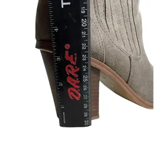 Nine West Boots Womens Size 8.5 Gray Faux Suede Ankle Heel Booties Western Rodeo thumbnail 8