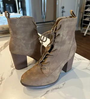 [New] Fall Brown Booties thumbnail 2