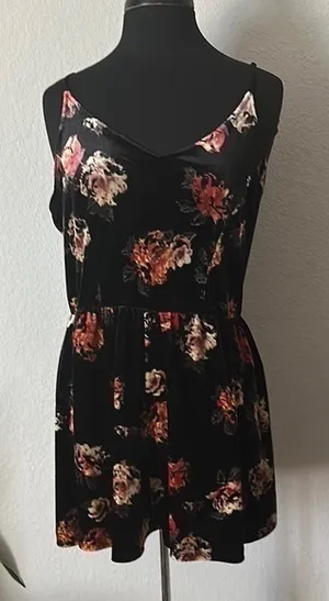 Floral Velour Velvet Black Sleeveless Cross Back Women's Romper thumbnail 1