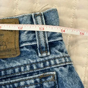 Levi’s Vintage 80’s 900 series size 11 denim jean shorts thumbnail 3