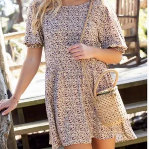 Natural Life Blaire puff sleeve‎ mini dress Cream Ditsy Floral thumbnail 1