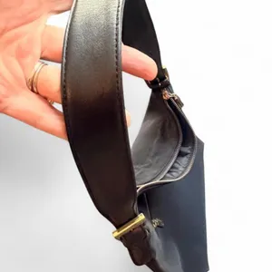 Ralph Lauren Black Nylon Shoulder Bag Leather Strap Gold Hardware Zip Hobo thumbnail 3