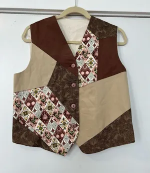 Patchwork V-Neck Vest Brown Tan vintage tan button front women’s medium chicken thumbnail 1