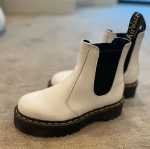 White Dr. Martens Platform Boots Chelsea thumbnail 1