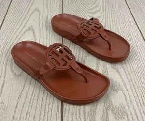 Tommy Hilfiger Women's Large TH Logo Relina Footbed Sandals 5.5M Med Brown $69 thumbnail 1