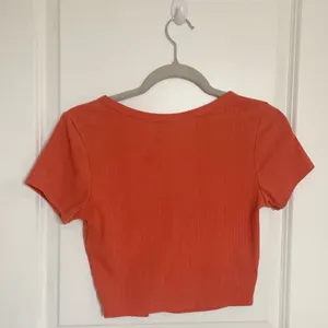 Salmon pink top thumbnail 2
