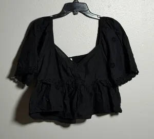 American Eagle Women's Black Peplum‎ Eyelet Off Shoulder Crop Top size L thumbnail 1