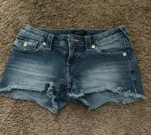 True Religion Jean Cut-Off Shorts Joey 26 thumbnail 1