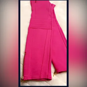 Juicy Couture Hot Pink Pants with Gold Accents Size 6 thumbnail 4