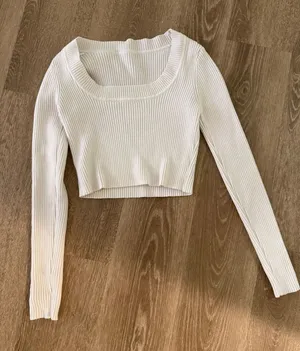 White long sleeve top Size XS thumbnail 1