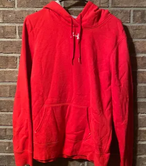 Unisex red Under Amour sweatshirt/hoodie size medium thumbnail 1