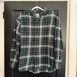 Chaps Green Plaid Flannel Shirt  thumbnail 1