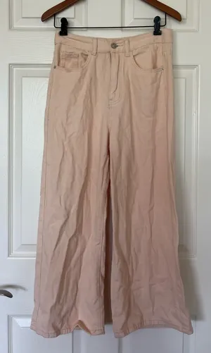 SheIn High rise beige wide leg Capri pants thumbnail 1