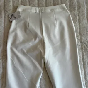 Forever 21 Pants thumbnail 4