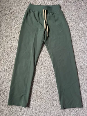 FIGS Scrub Pants thumbnail 1