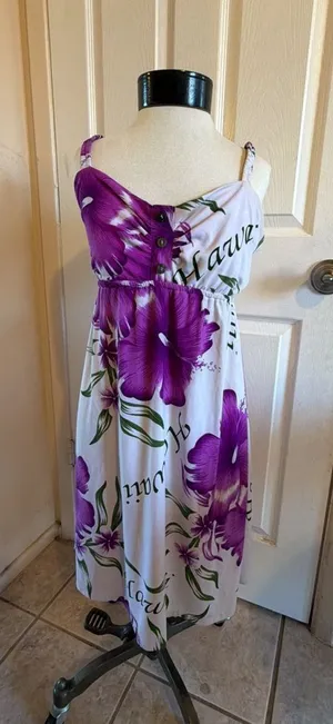 Aloha Fashion Hawaiian Floral Print Smocked Sundress thumbnail 1