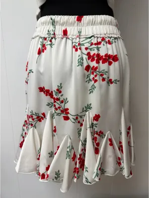 Selfie Leslie White Floral Skirt thumbnail 3