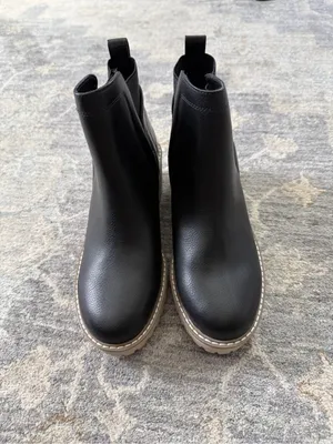 DV by Dolce Vita Black Boots Size 8 thumbnail 4