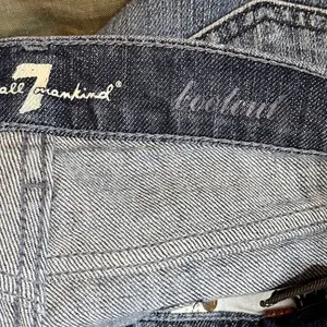 7 For All Mankind Distressed Jeans‎ thumbnail 8