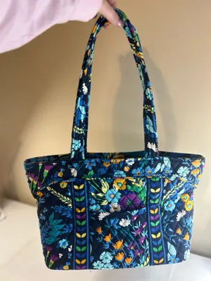 Vera Bradley Bag thumbnail 4