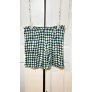 NEW! Altar'd State Womens Green Gingham Mini Skirt Pockets Size M thumbnail 4