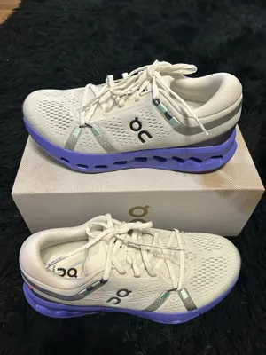 ON CLOUDSURFER athletic training running lace up shoes sneakers women’s 8 new thumbnail 8