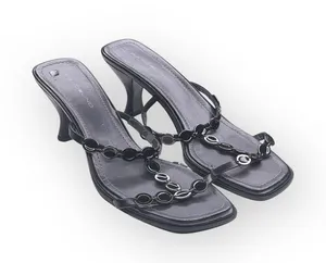 new Bandolino 𒀭 T Strap Kitten Heels Mules Sandals 𒀭 Black Leather 𒀭 10M 𒀭 SJP thumbnail 10