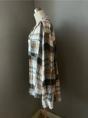 Pilcro Plaid Button-Down Shirt in Brown, Black & White thumbnail 2