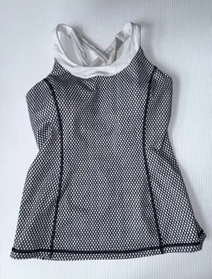 Lululemon Athletic Workout Top‎ Size 8 Black White thumbnail 1