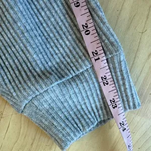 Alo Yoga Muse Ribbed Jogger Pants Women XS Gray thumbnail 8
